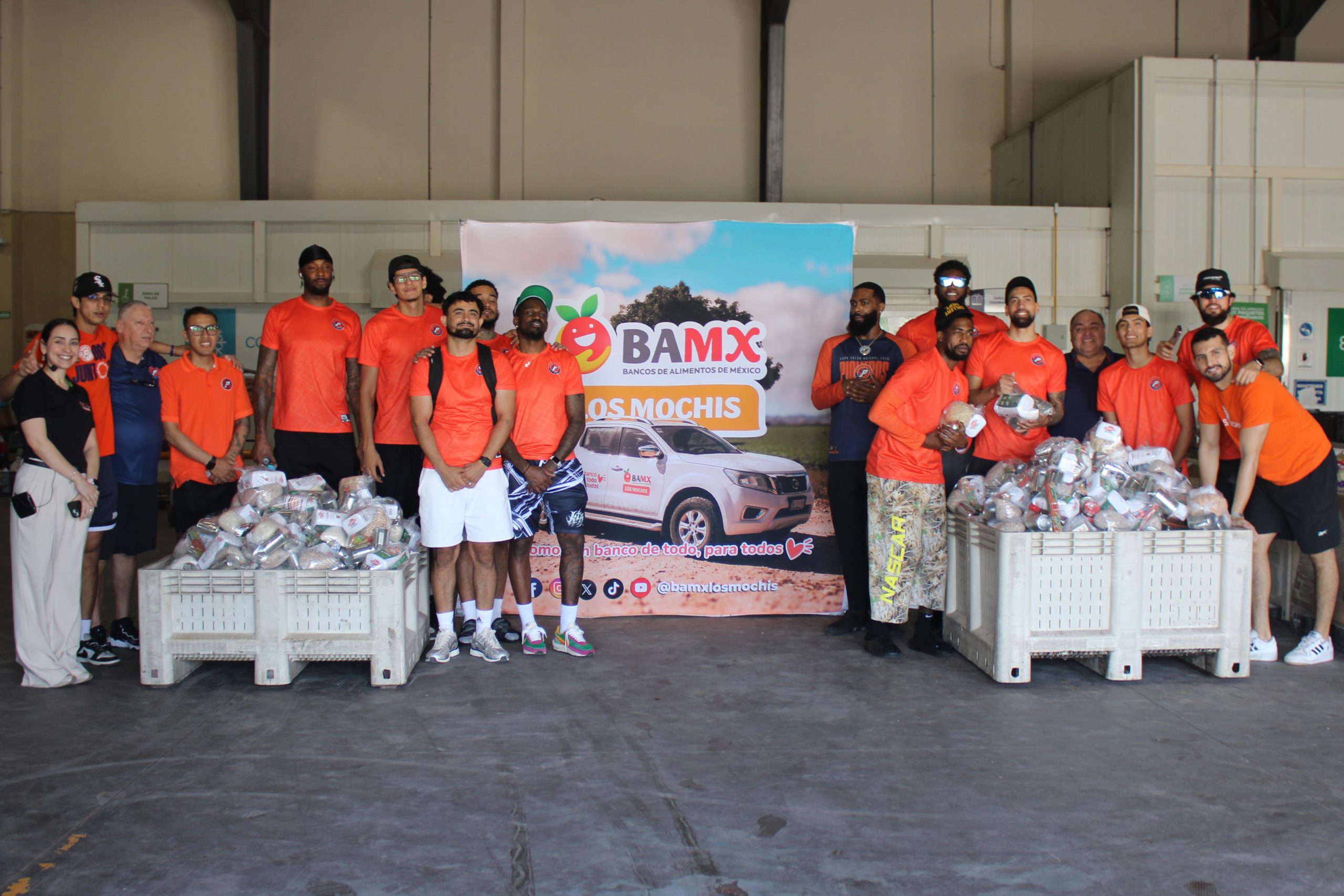 Pioneros de Los Mochis se suma a la lucha contra el hambre